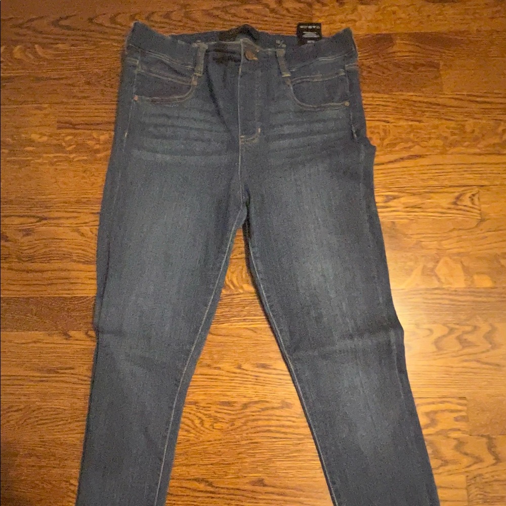 Liverpool Los Angeles Pull On Jeans